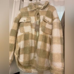 Thread and supply shacket